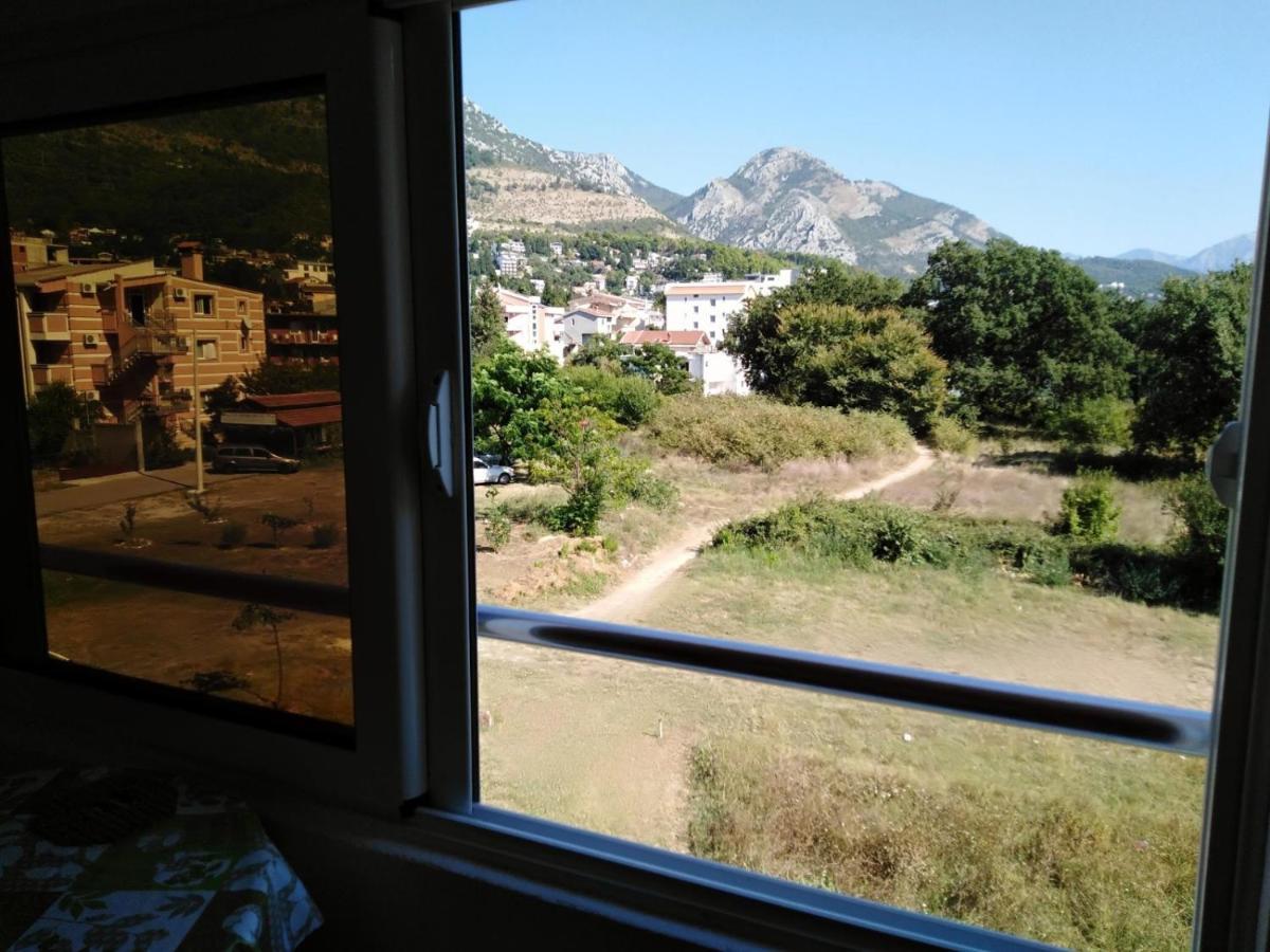 Dom Za Odmor J&S Apartment ซูโตมอเร ภายนอก รูปภาพ